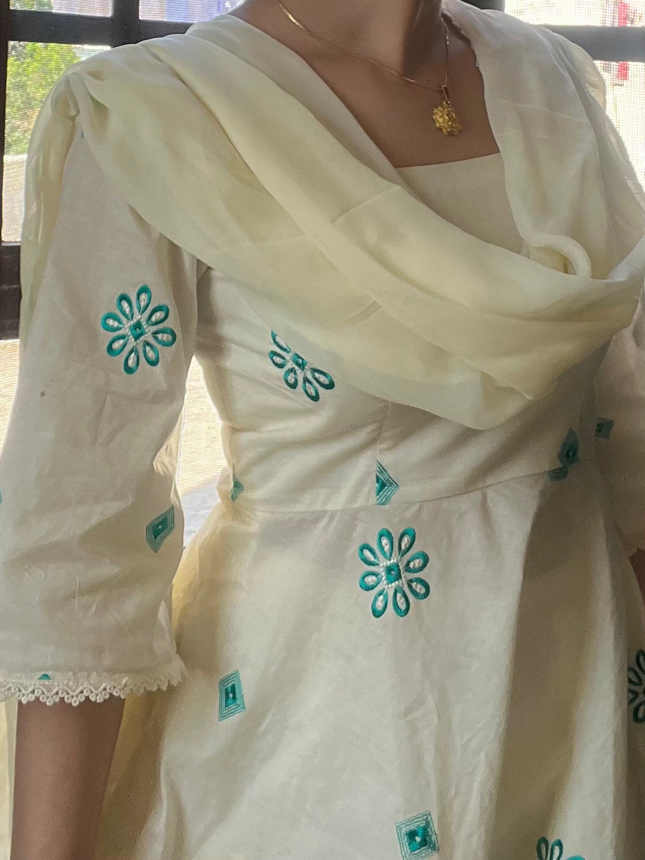 Jaya set