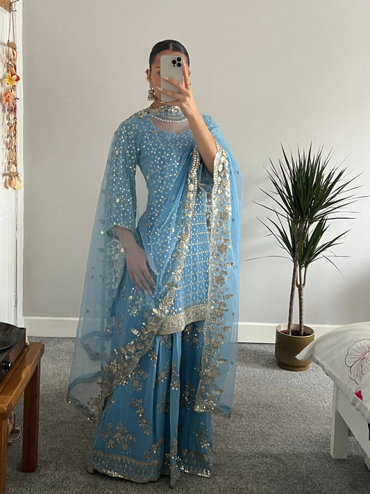 The Desi Girl set