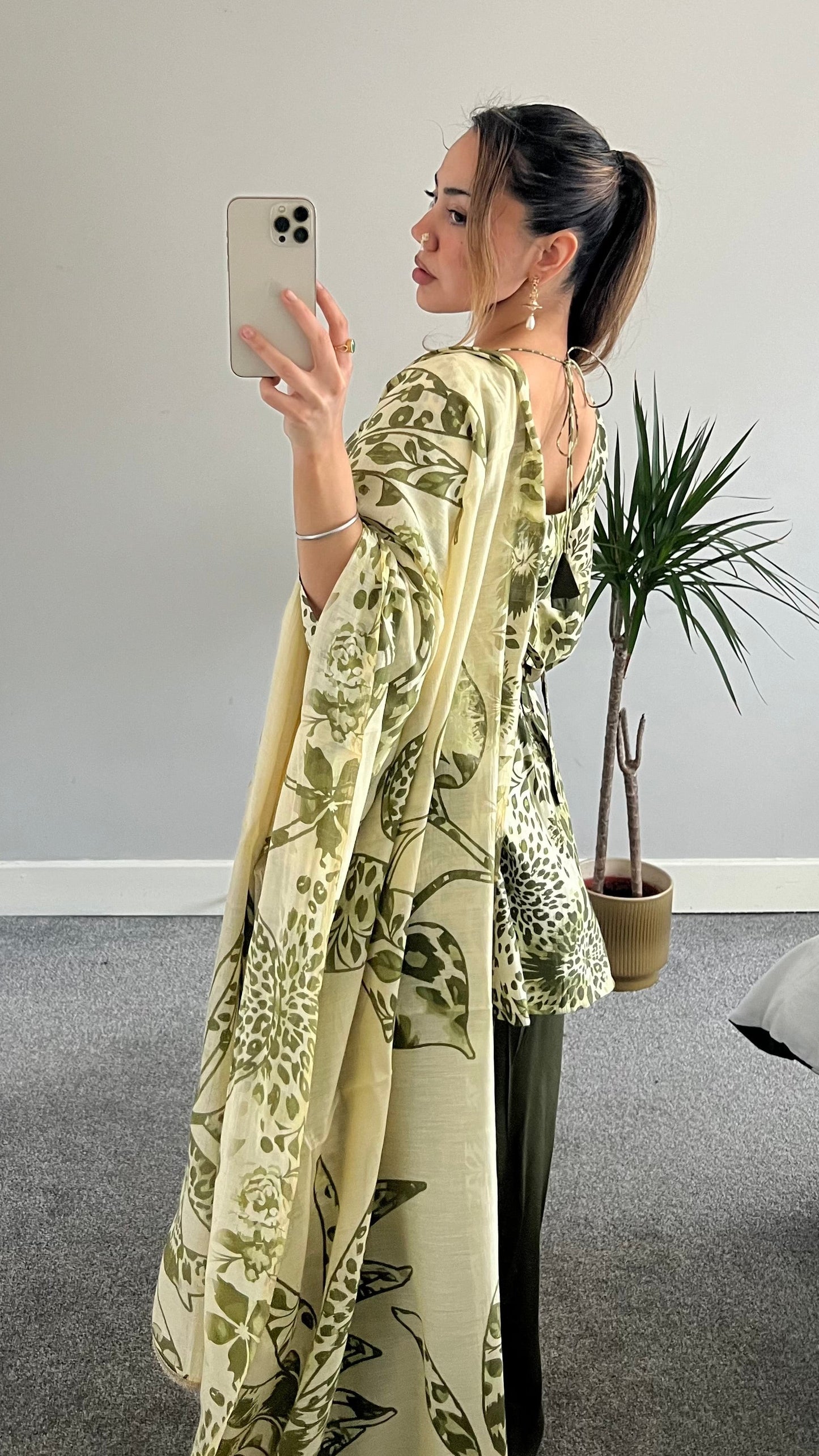 The Junglee set