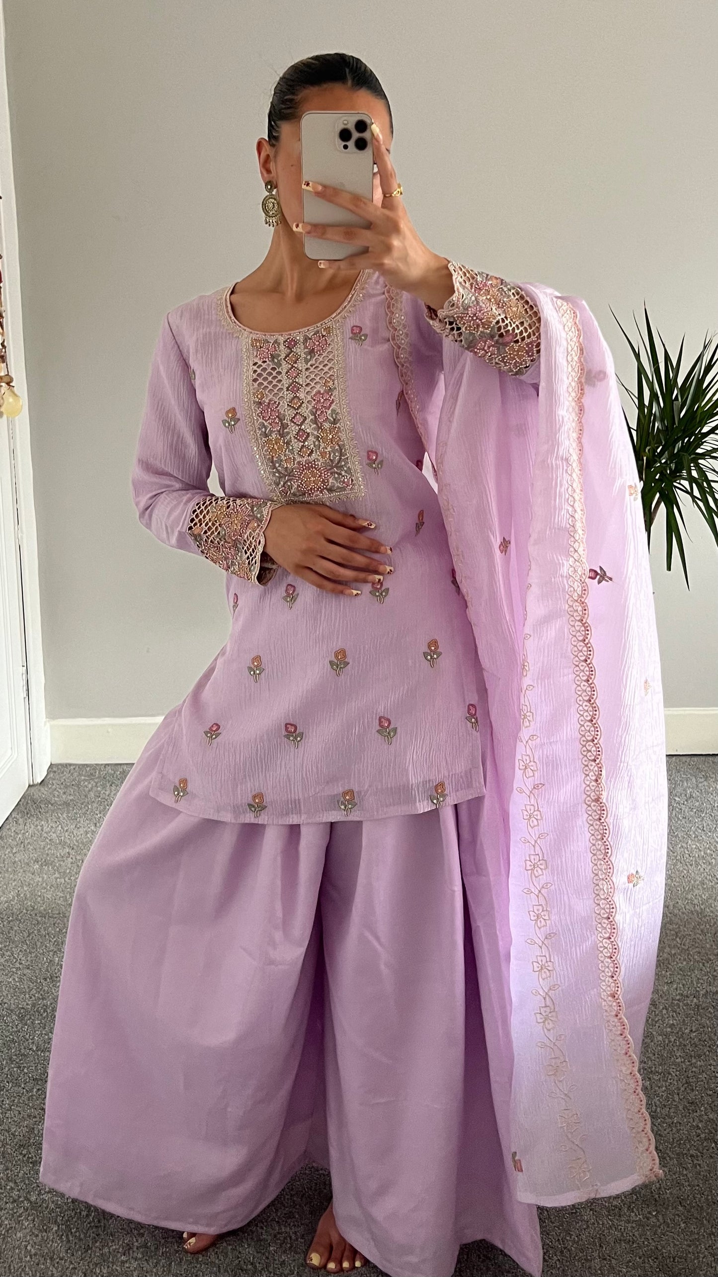 Phool Bari set